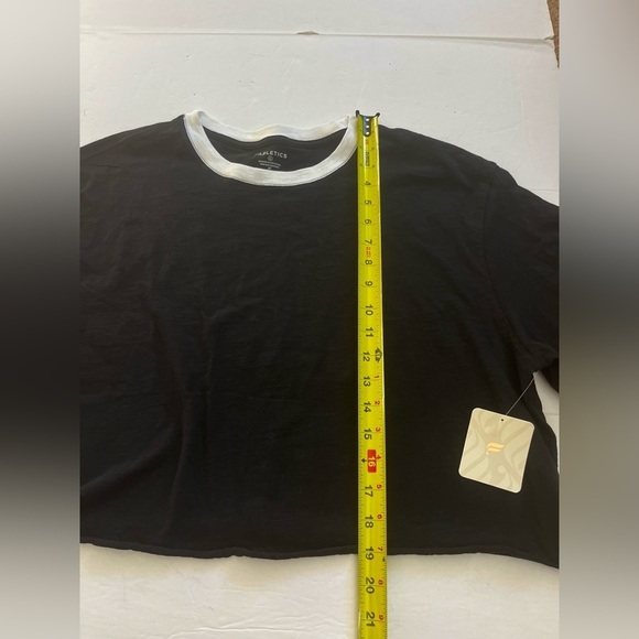 Fabletics Cotton Slub Cropped Tee Black Size Large New with Tags - Picture 8 of 8